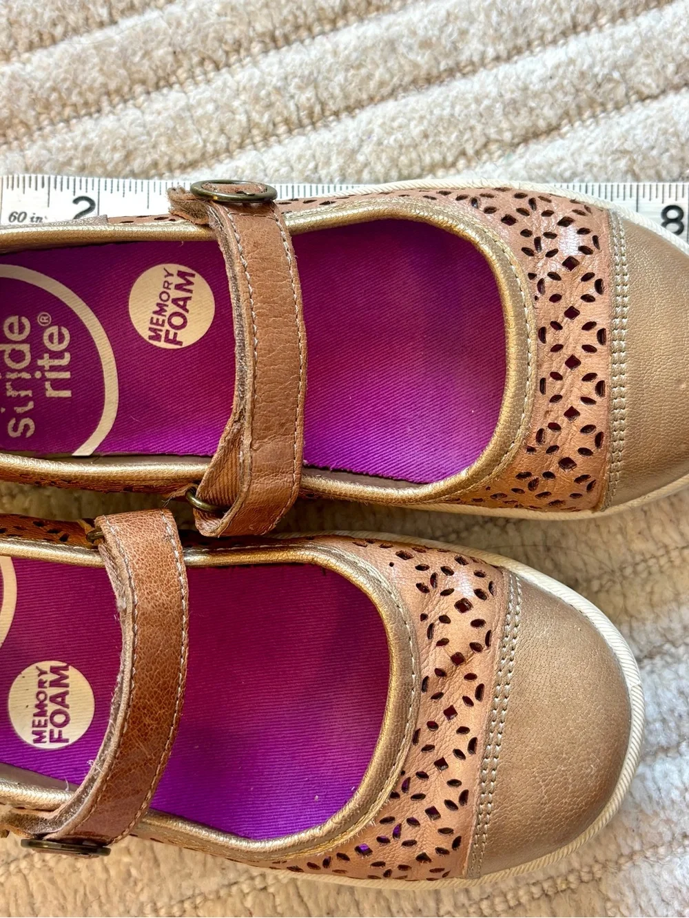 Stride Rite Poppy Leather Mary Jane little girl 13.5